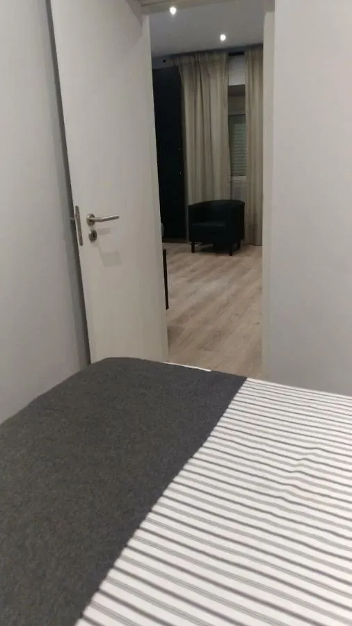 Lisbon Heart Santa Marta Apartment